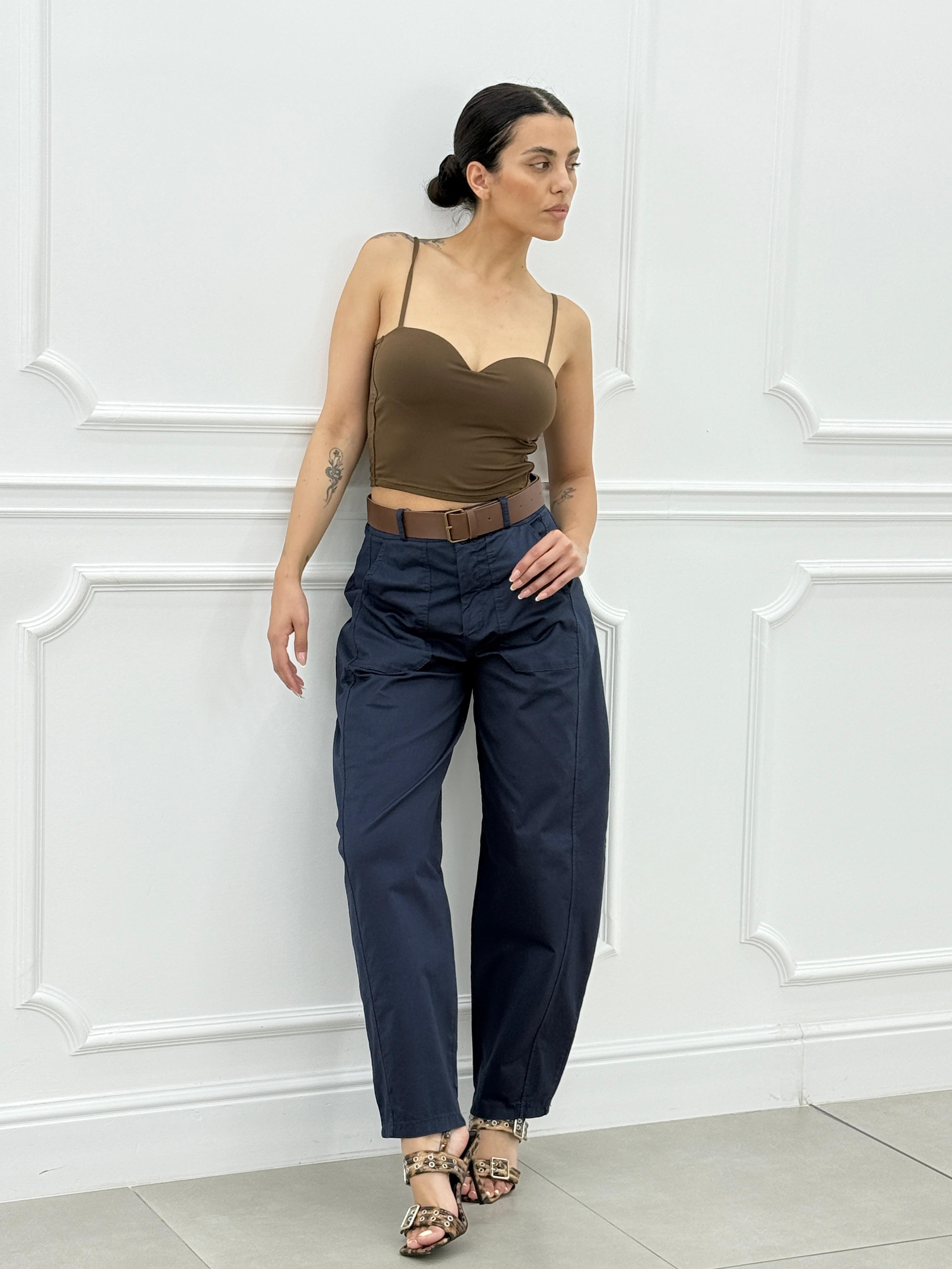 108121-PANTALONE-BALLOON-CON-CINTURA-NEW-SS25-PANTALONE-BALLOON-CON-CINTURA-NEW-SS25.jpg