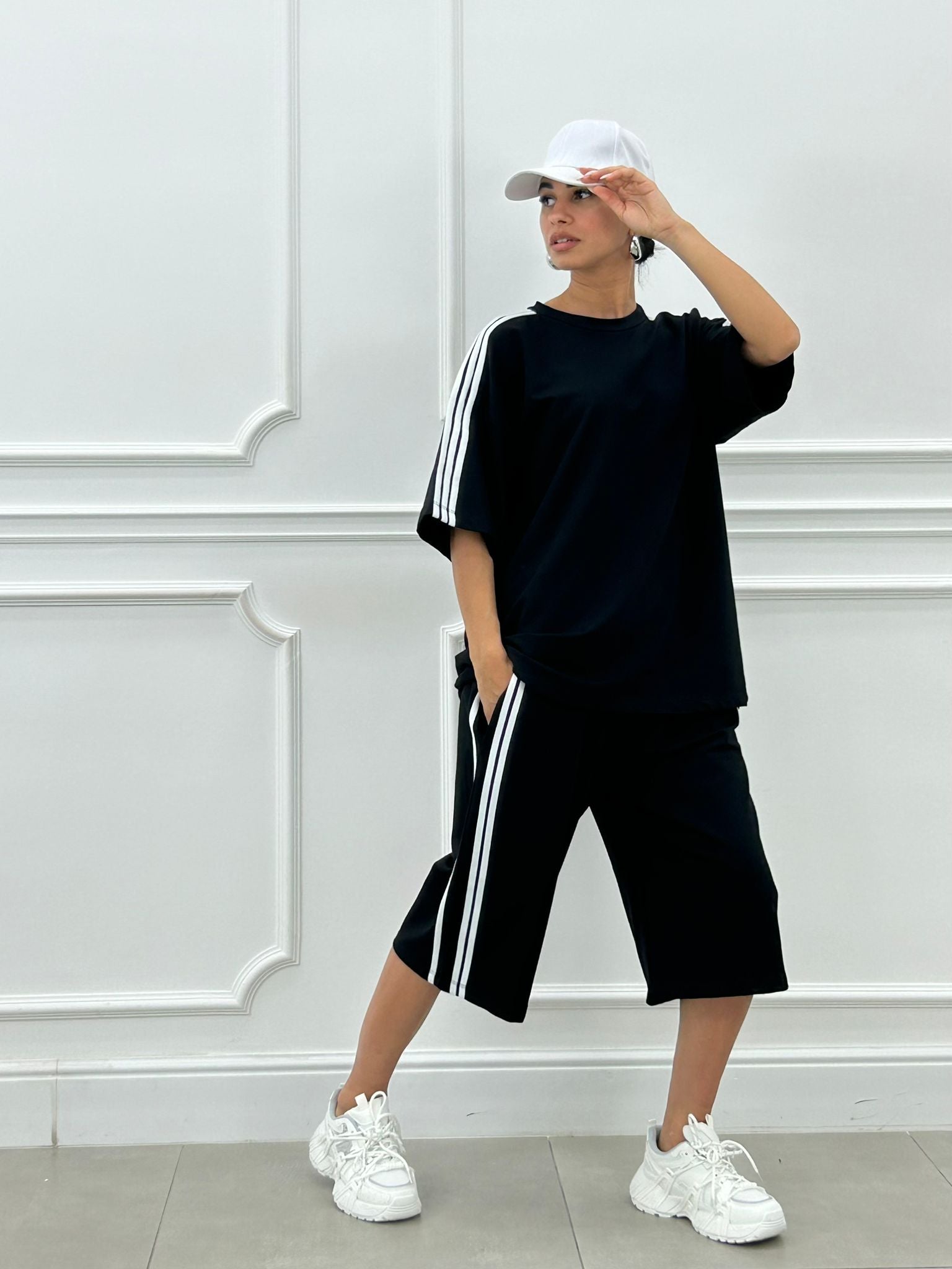 COORD SET BERMUDA E T-SHIRT NEW SS25
