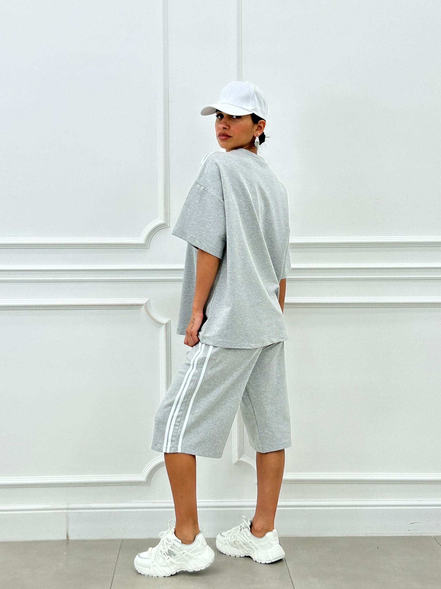 COORD SET BERMUDA E T-SHIRT NEW SS25