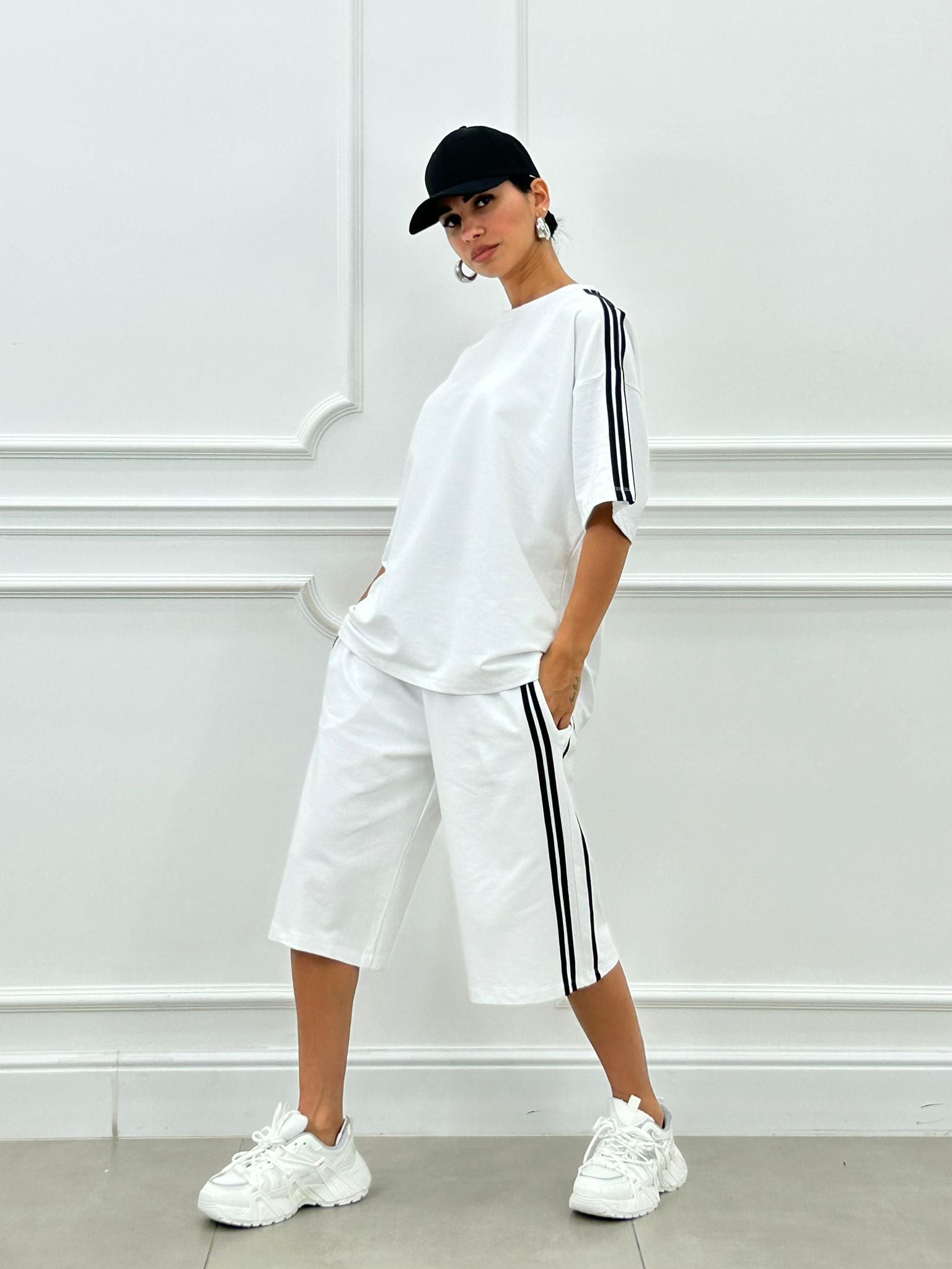 COORD SET BERMUDA E T-SHIRT NEW SS25