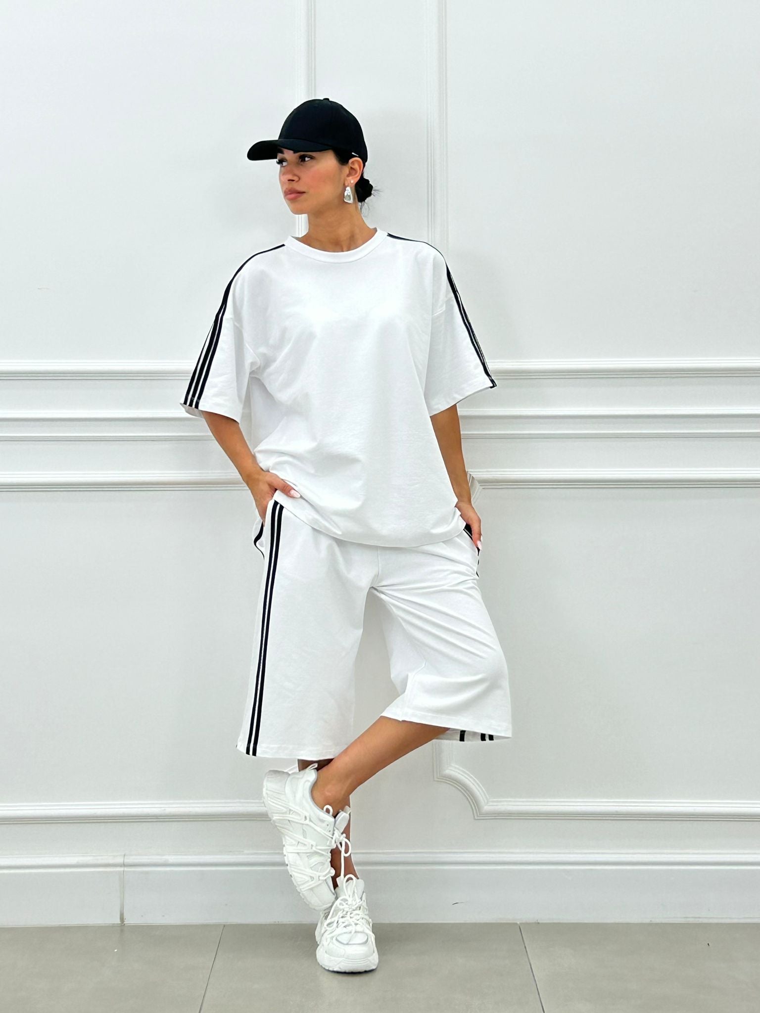COORD SET BERMUDA E T-SHIRT NEW SS25