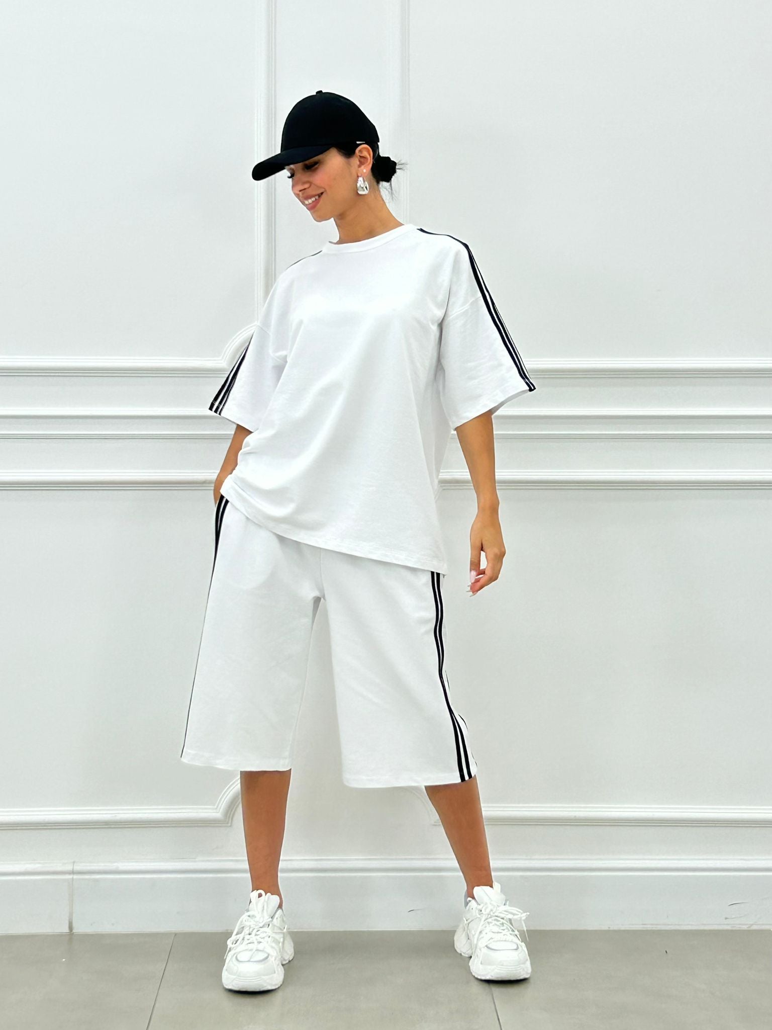COORD SET BERMUDA E T-SHIRT NEW SS25