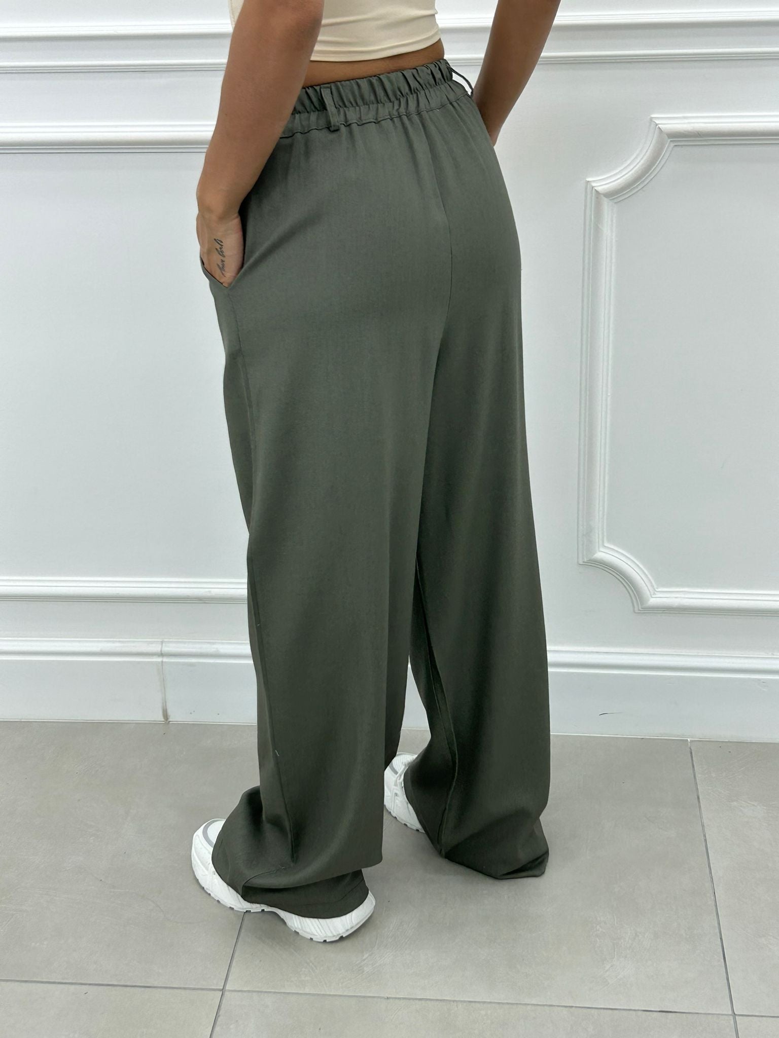 PANTALONE MISTO LINO CON PINCES NEW SS25