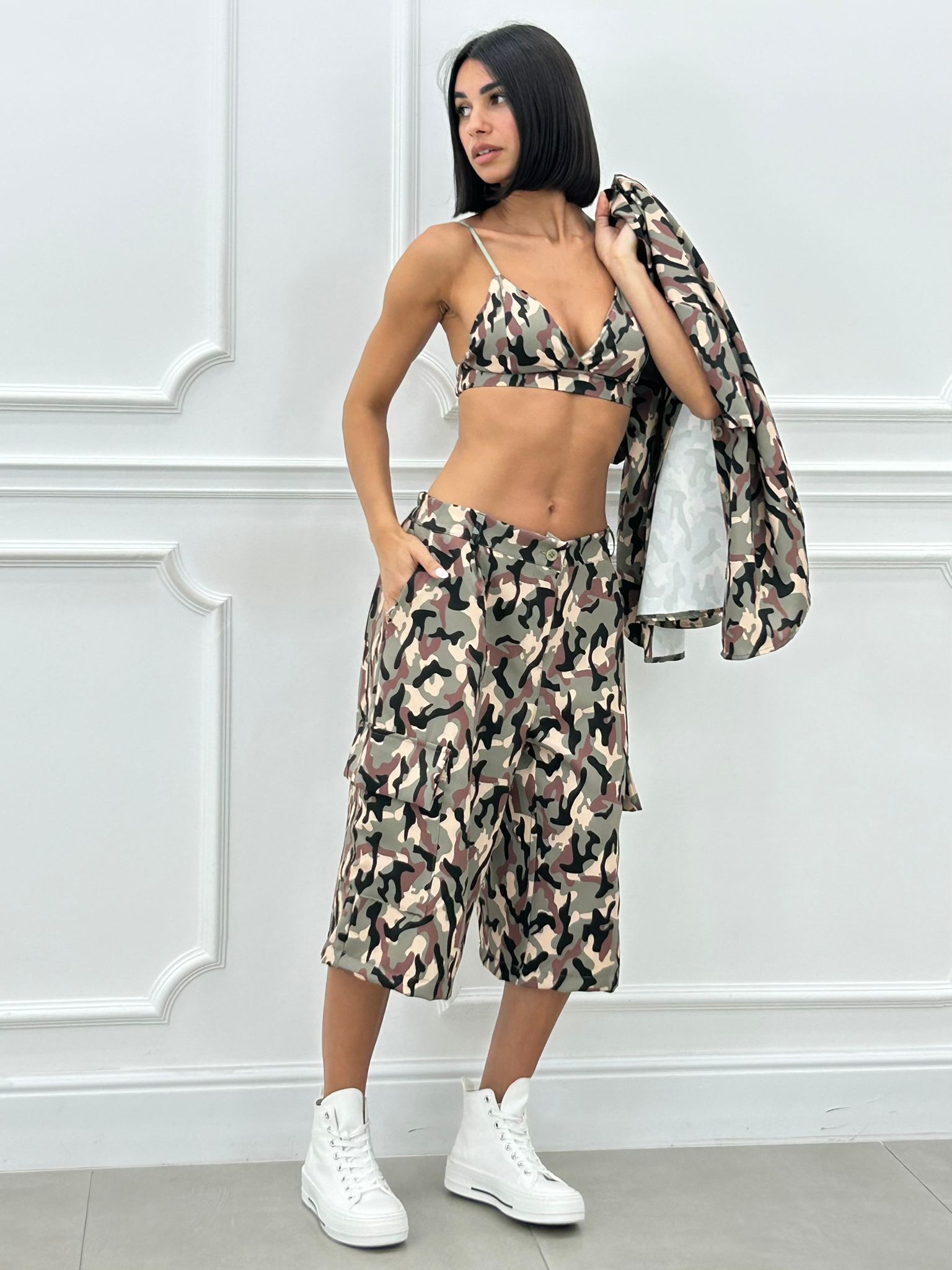 109896-COORDINATO-3-PEZZI-CAMOUFLAGE-NEW-SS25-COORDINATO-3-PEZZI-CAMOUFLAGE-NEW-SS25.jpg