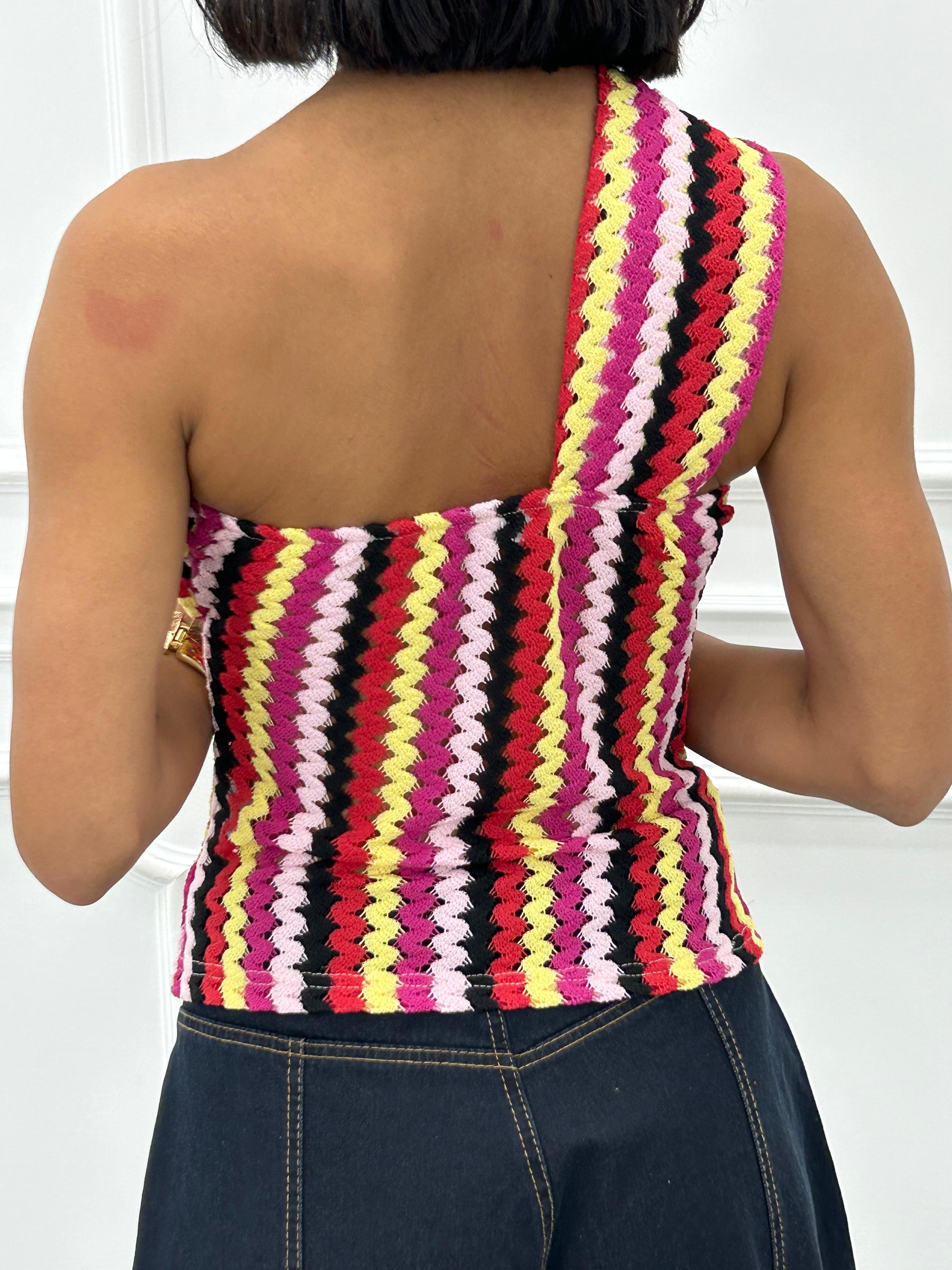 MAGLIA MONOSPALLA GEO CHIC NEW SS25