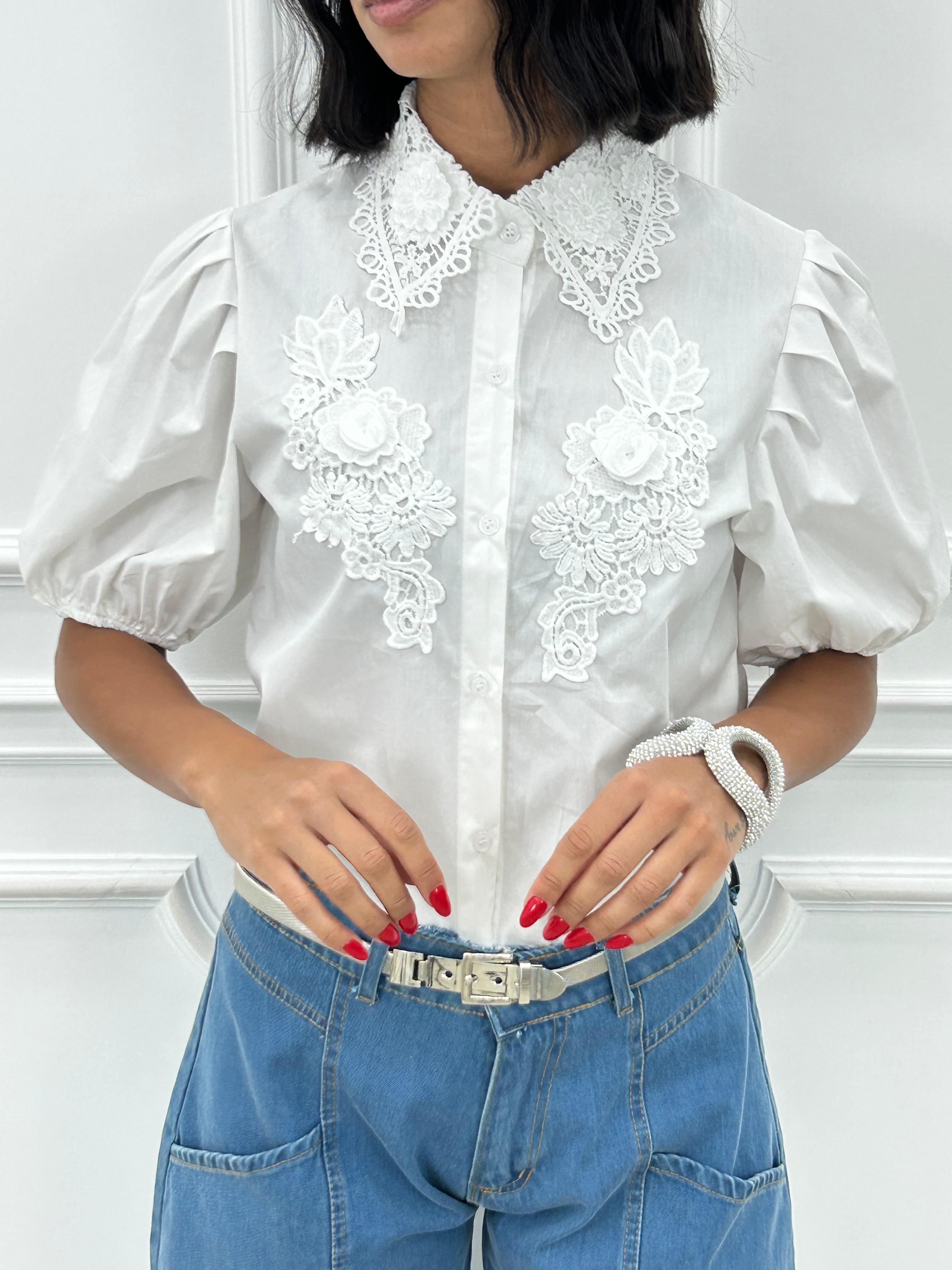 CAMICIA CON RICAMI E MANICA SBUFFO NEW SS25