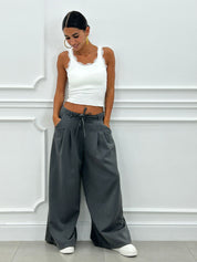 PANTALONE CON PINCES E DOPPIO FIOCCO NEW AI26