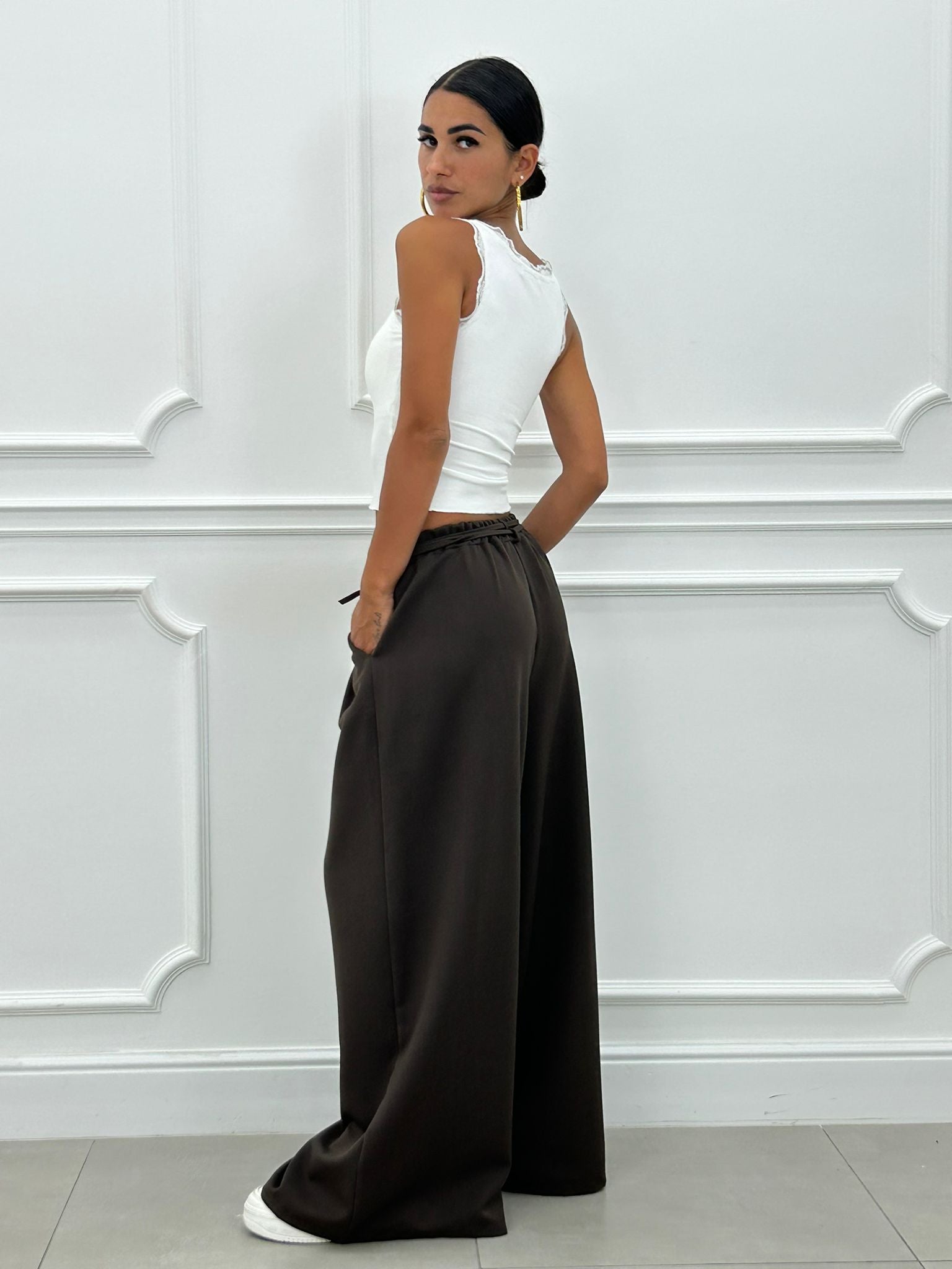 PANTALONE CON PINCES E DOPPIO FIOCCO NEW AI26