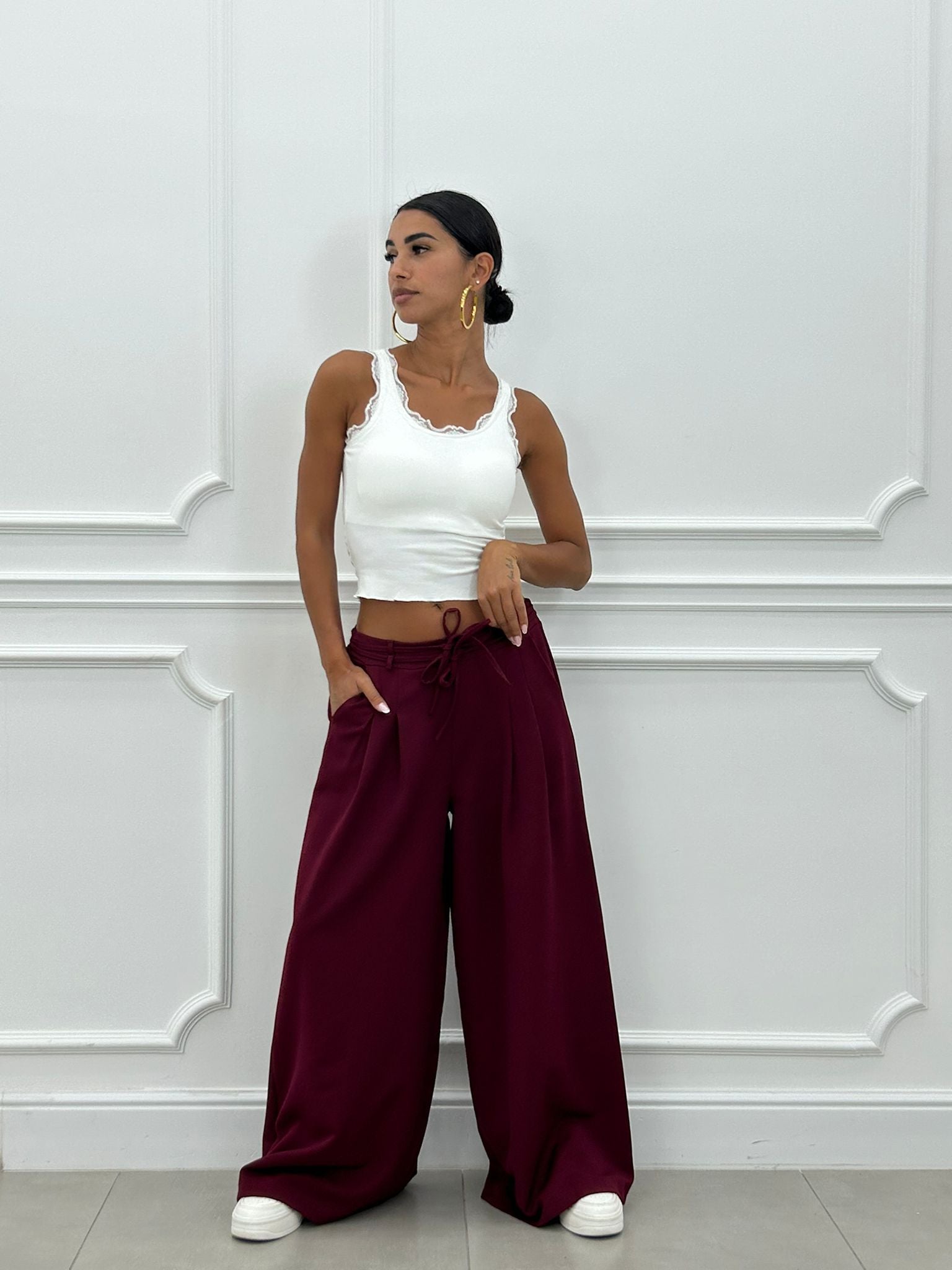 116217-PANTALONE-CON-PINCES-E-DOPPIO-FIOCCO-NEW-AI26-PANTALONE-CON-PINCES-E-DOPPIO-FIOCCO-NEW-AI26.jpg