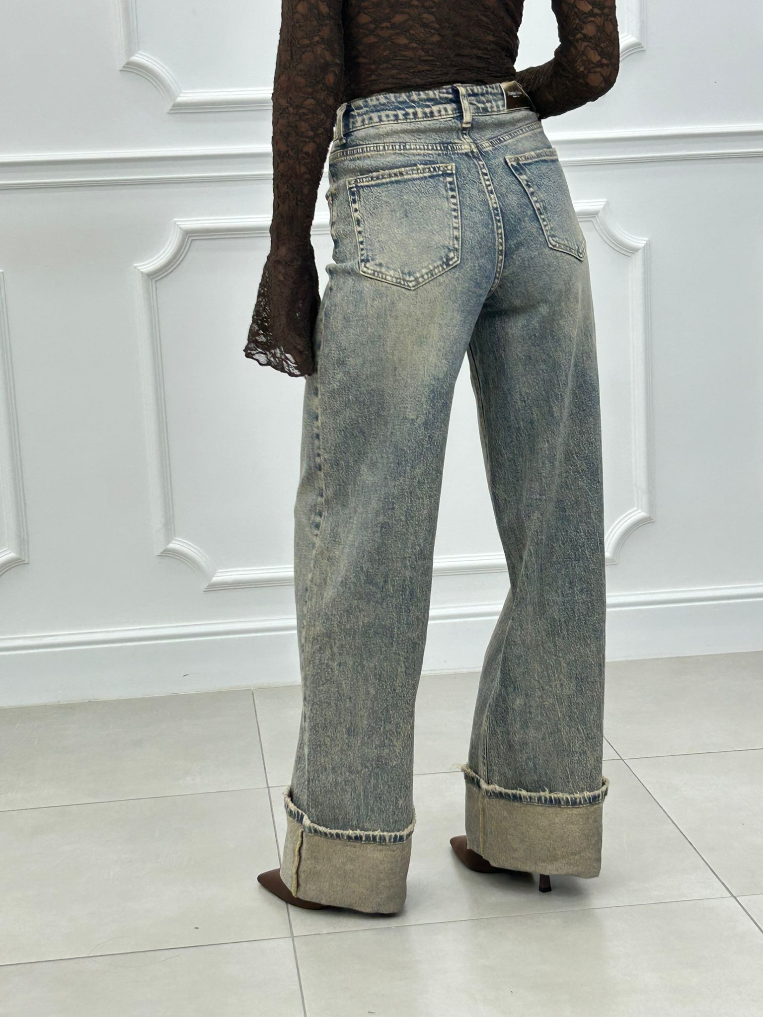 JEANS BAGGY SABBIATO CON RISVOLTO AI26