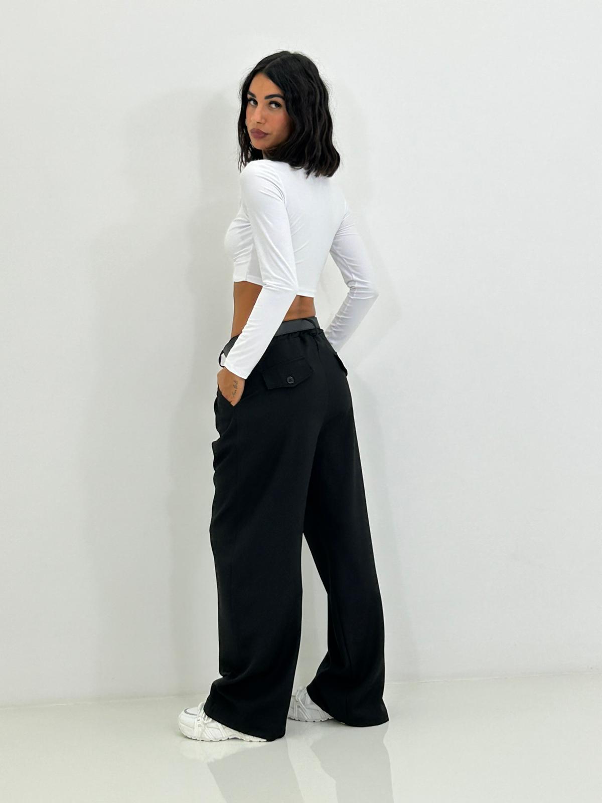 PANTALONE CON PINCES E CINTURA NEW AI26