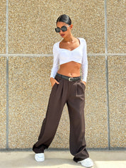PANTALONE CON PINCES E CINTURA NEW AI26