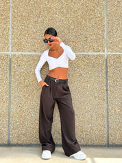 PANTALONE CON PINCES E CINTURA NEW AI26