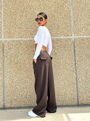 PANTALONE CON PINCES E CINTURA NEW AI26