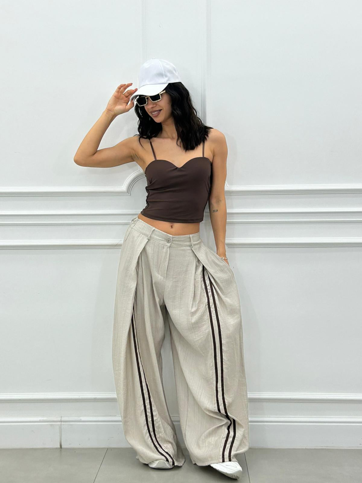 19065on_beige_8.jpg