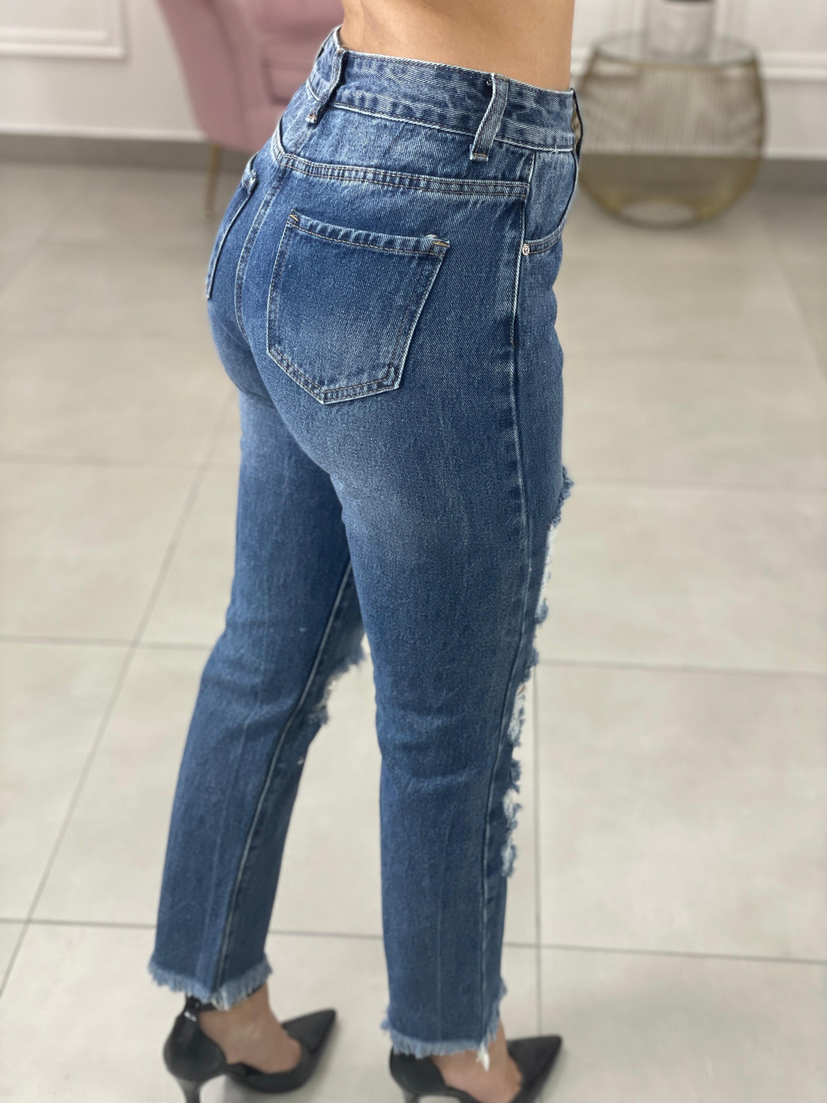 JEANS CON STRAPPI NEW COLLECTION