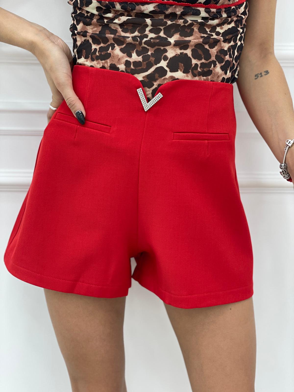 SHORTS CON LETTERA STRASS NEW COLLECTION