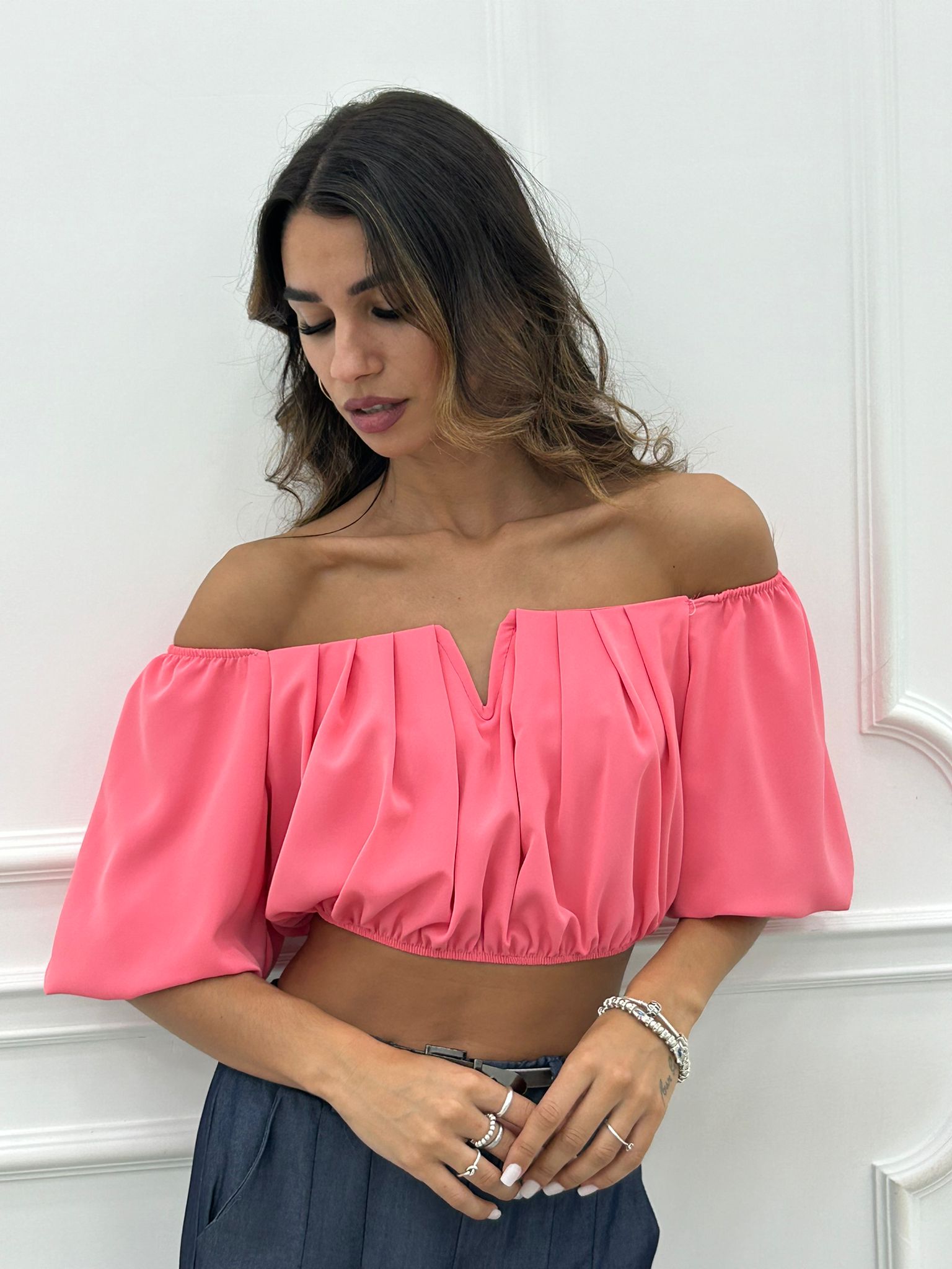 71830-MAGLIA-CROP-MANICA-SBUFFO-NEW-COLLECTION-MAGLIA-CROP-MANICA-SBUFFO-NEW-COLLECTION.jpg