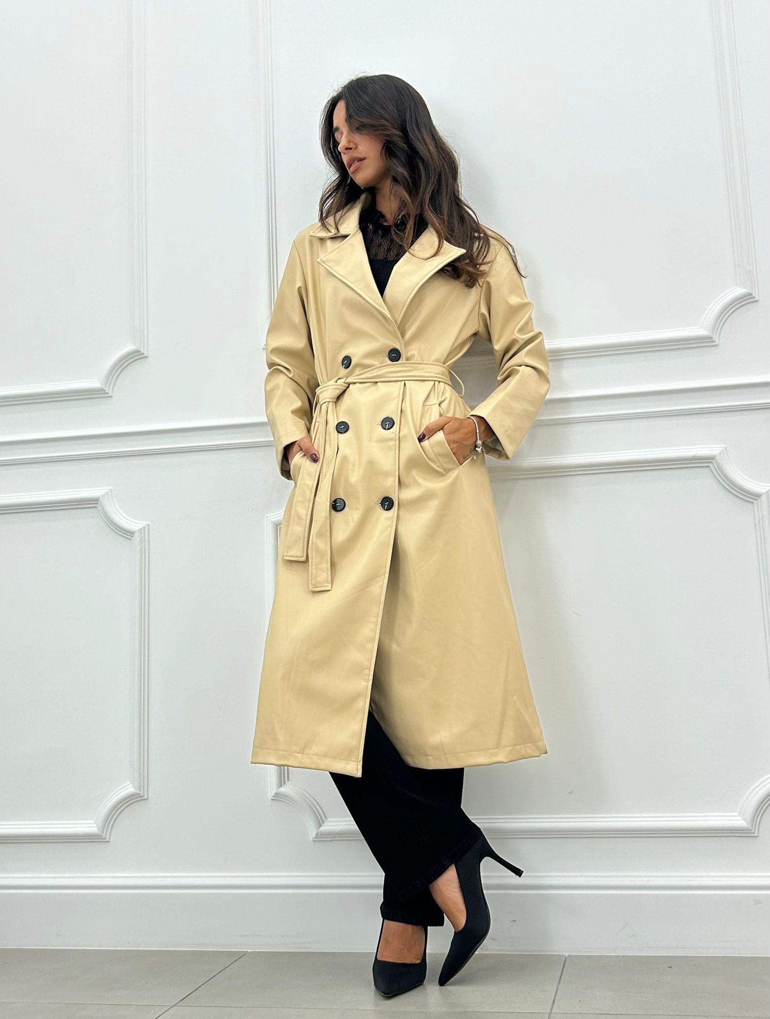 TRENCH LUNGO IN ECOPELLE AUTUMN COLLECTION