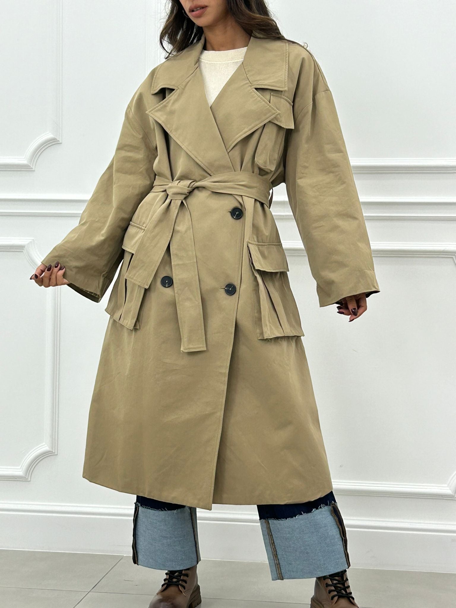 TRENCH OVER CON TASCONI AUTUMN COLLECTION