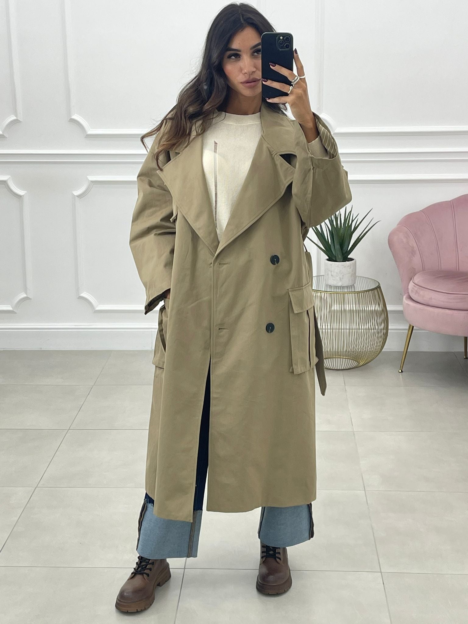 TRENCH OVER CON TASCONI AUTUMN COLLECTION