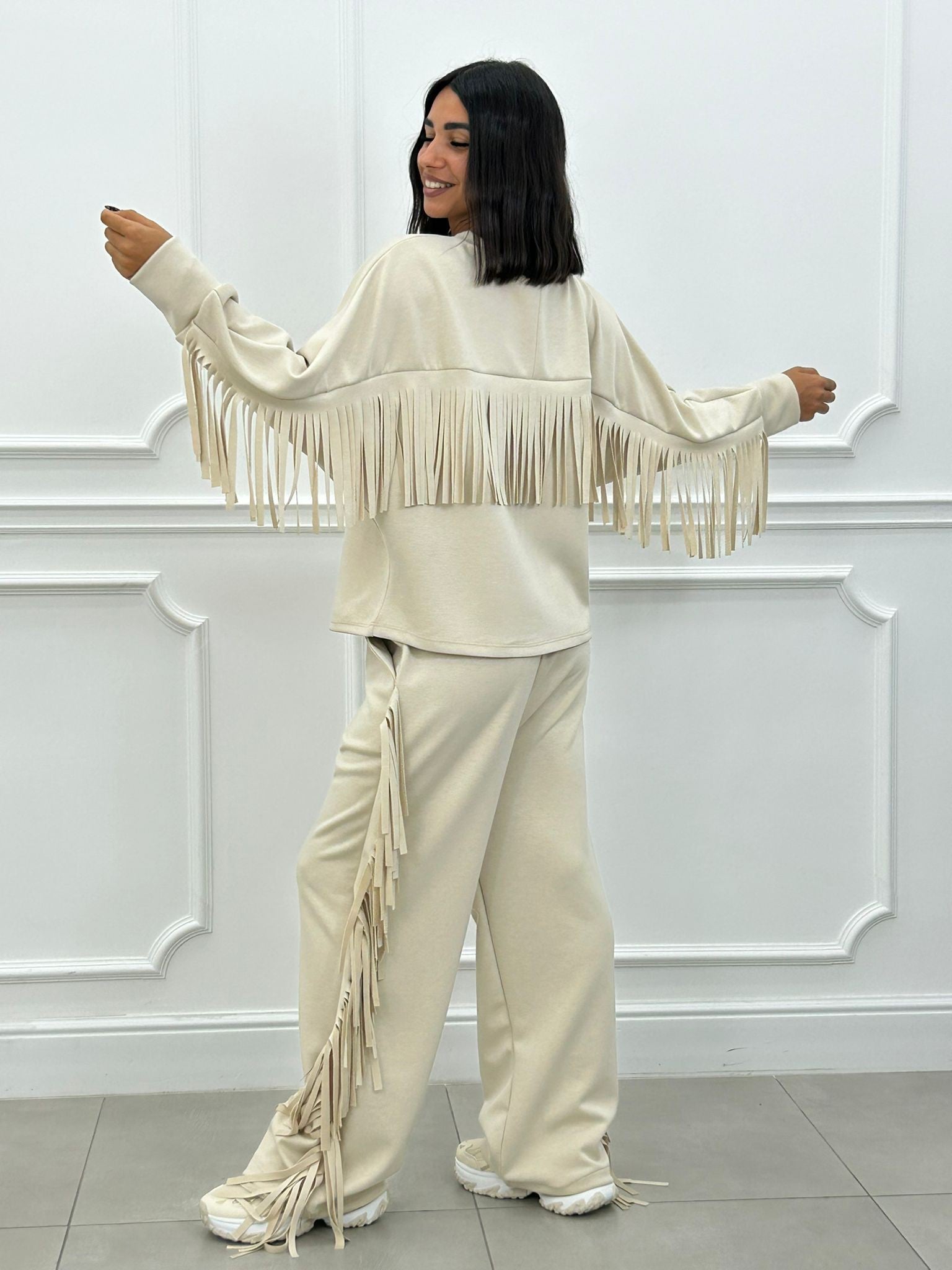 8059on_beige_8_cb954cf8-2dca-4fc1-8b6f-b3f049afa017.jpg