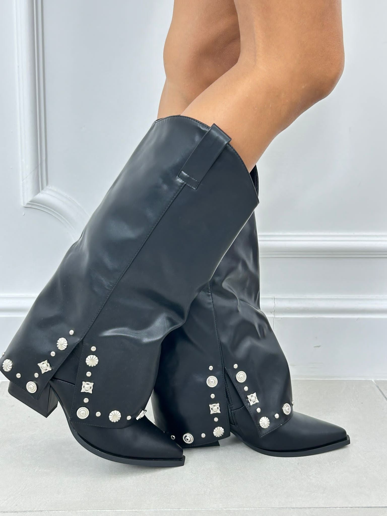 81116-STIVALE-ECOPELLE-DETTAGLI-ARGENTO-STIVALE-ECOPELLE-DETTAGLI-ARGENTO.jpg