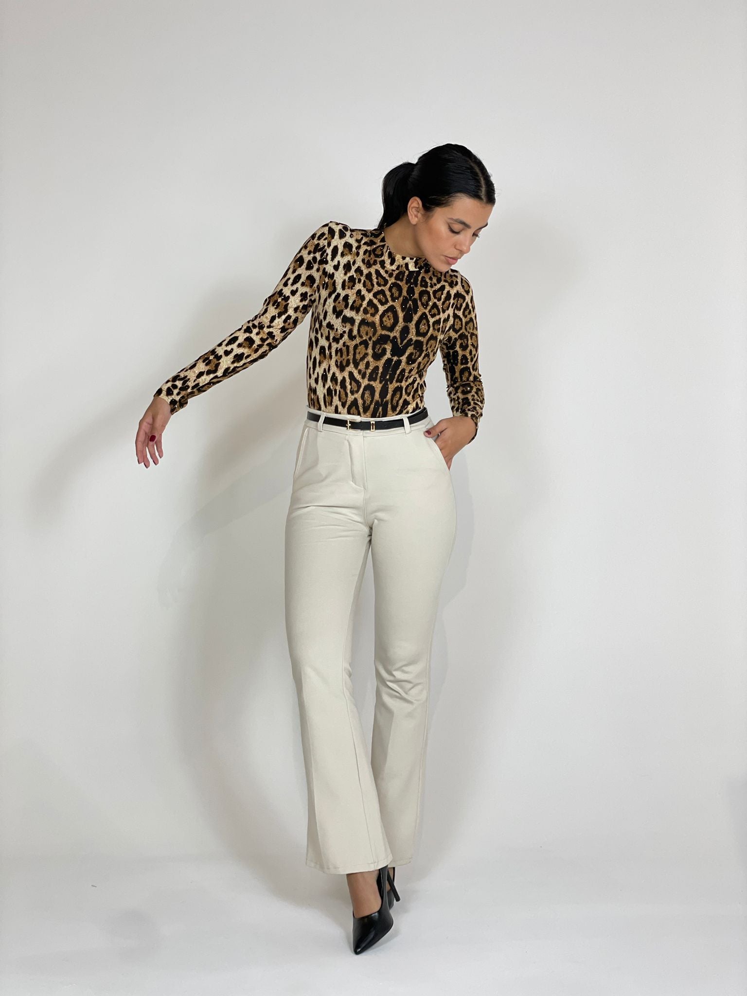 PANTALONE CON CINTURA AUTUMN COLLECTION