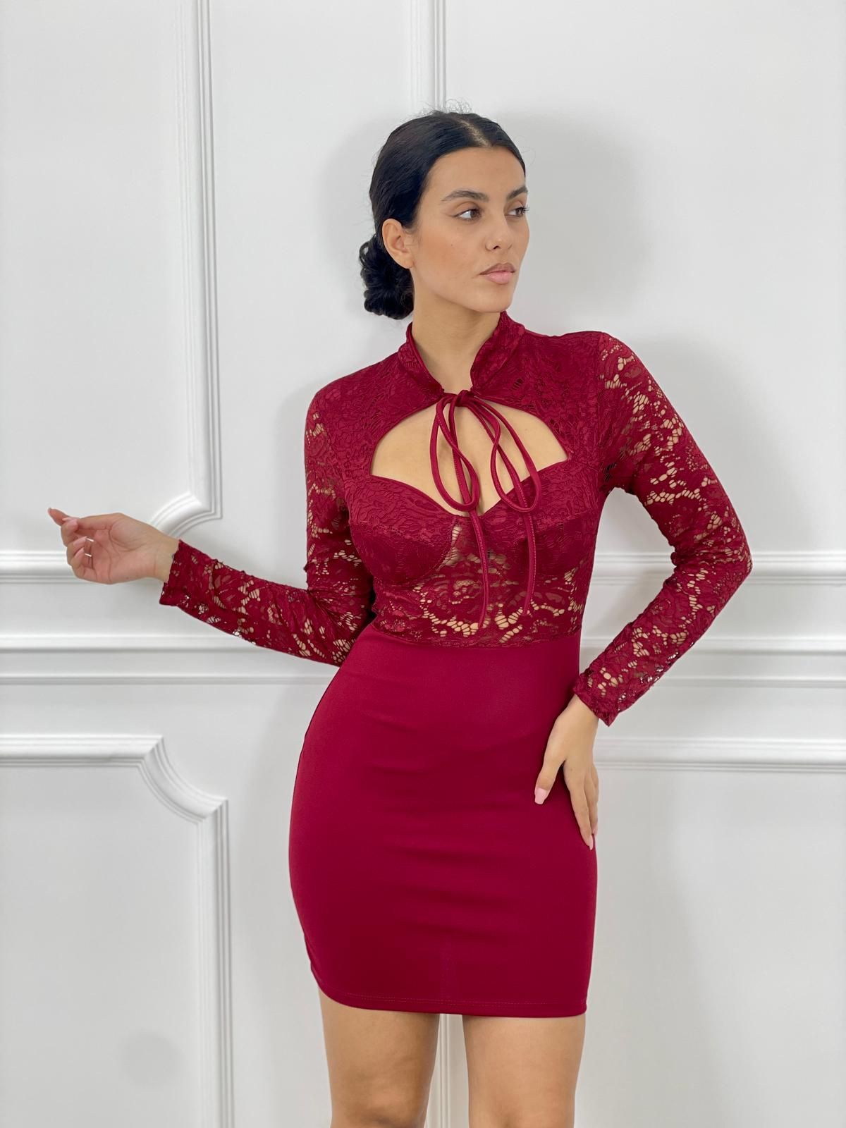 DRESS PIZZO SCOLLO CUORE AUTUMN COLLECTION