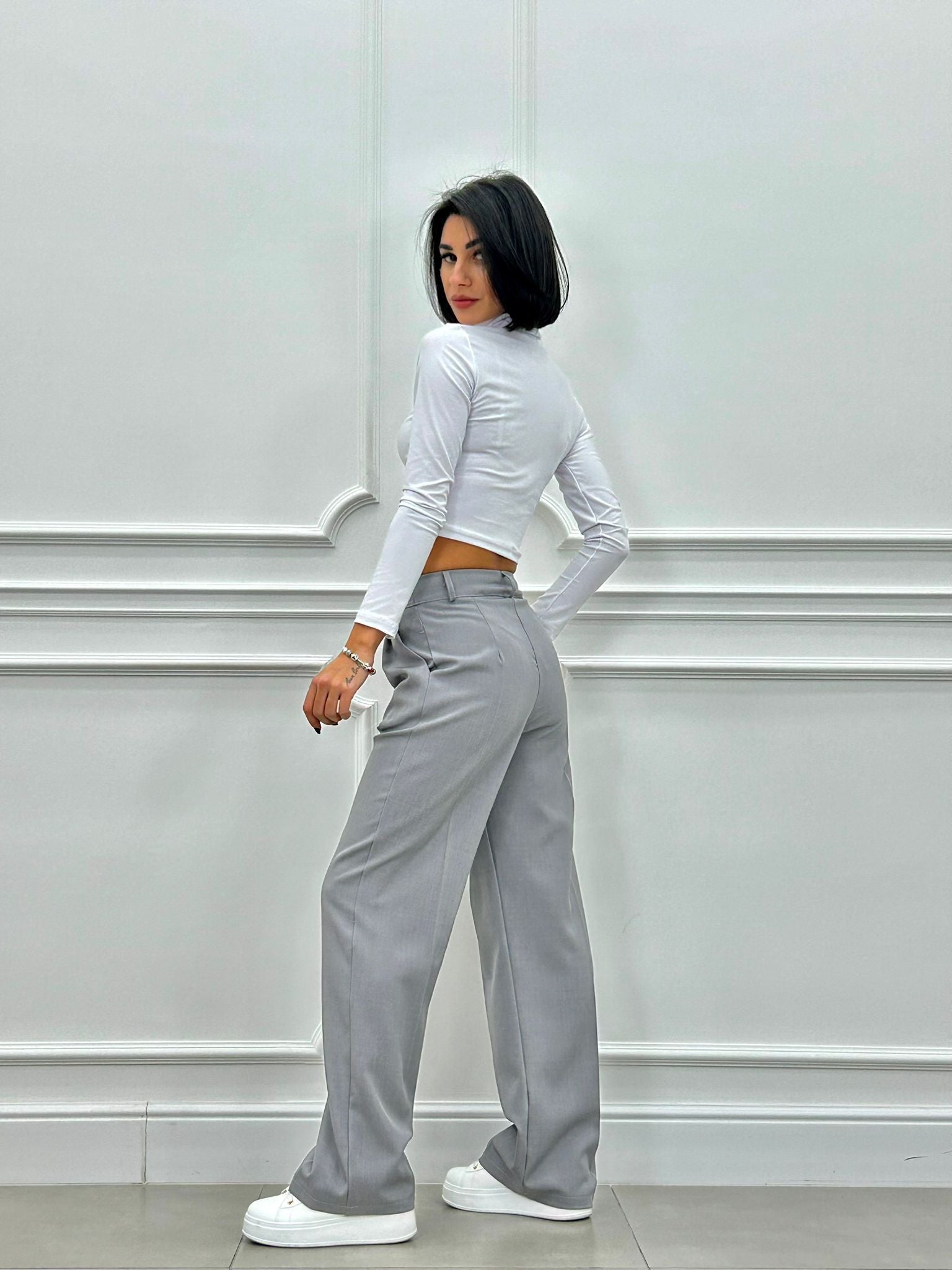 PANTALONE PINCES CON TASCHE AUTUMN COLLECTION