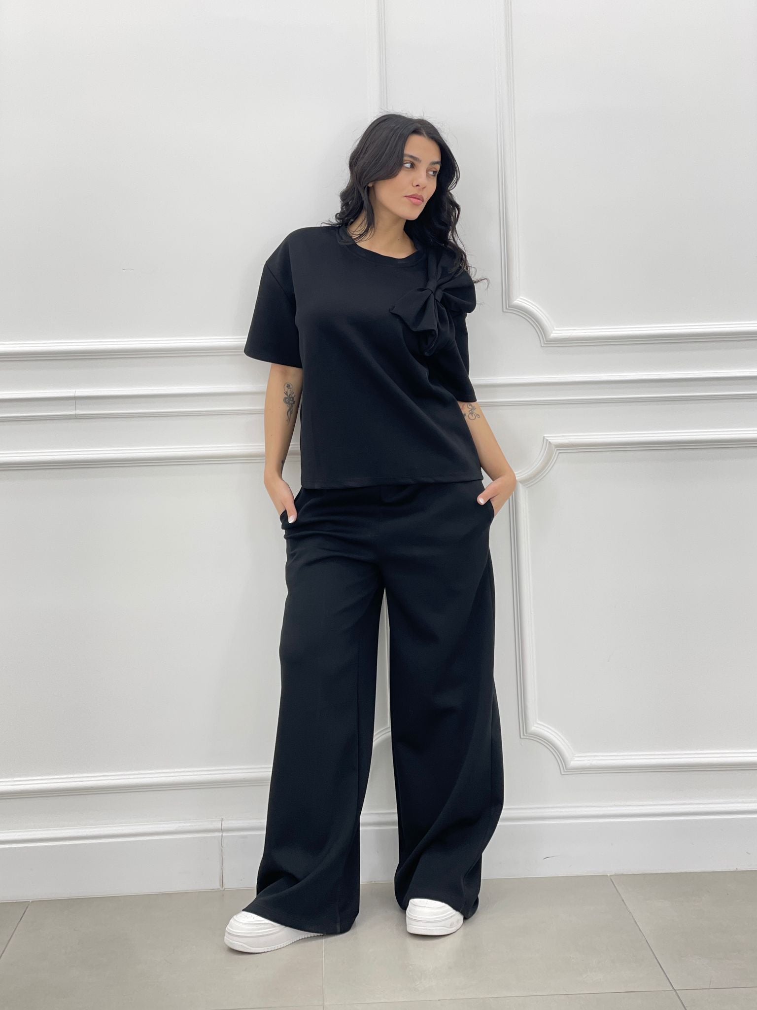 SET PANTALONE E MAGLIA CON FIOCCO NEW SS 25