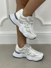 SNEAKERS HIGH SOLE
