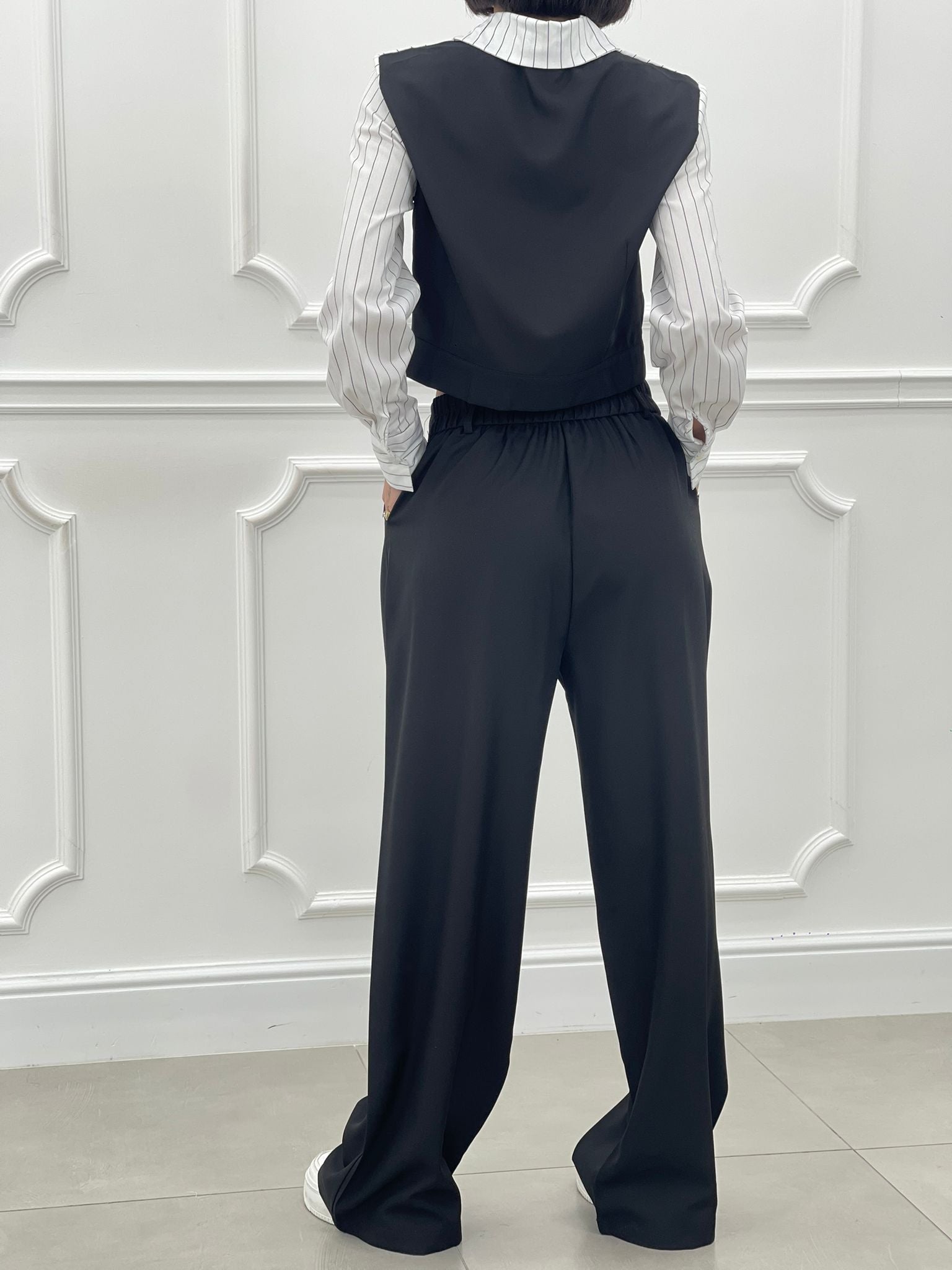 COORDINATO CAMICIA CROP E PANTALONE NEW SS25