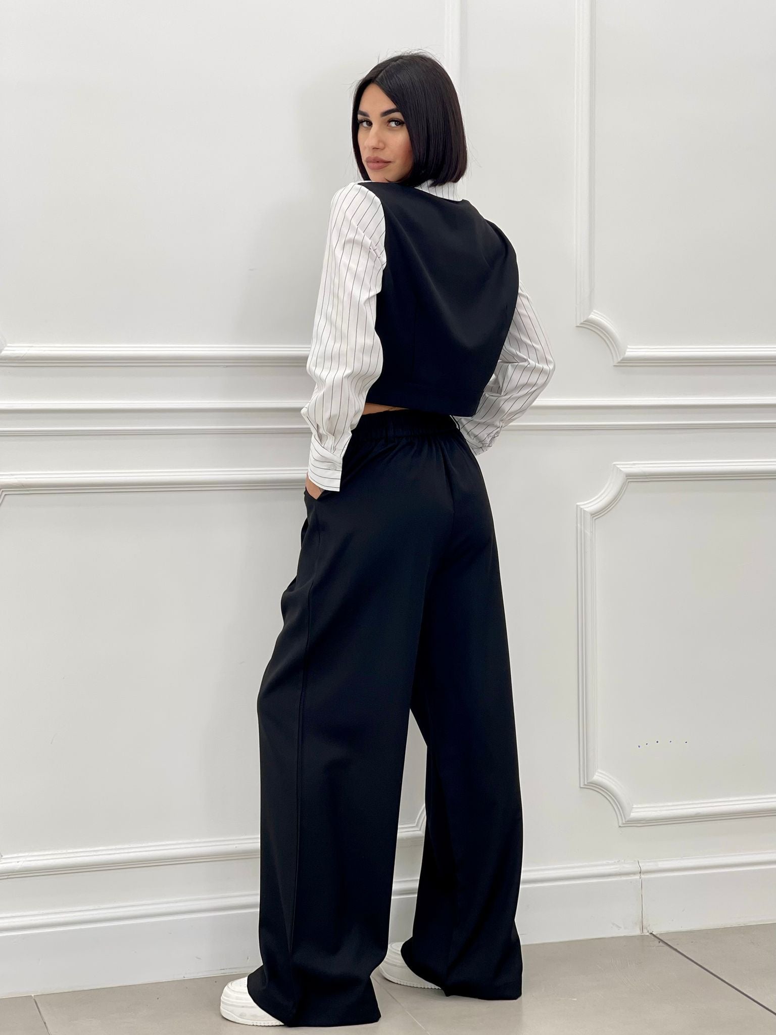 COORDINATO CAMICIA CROP E PANTALONE NEW SS25