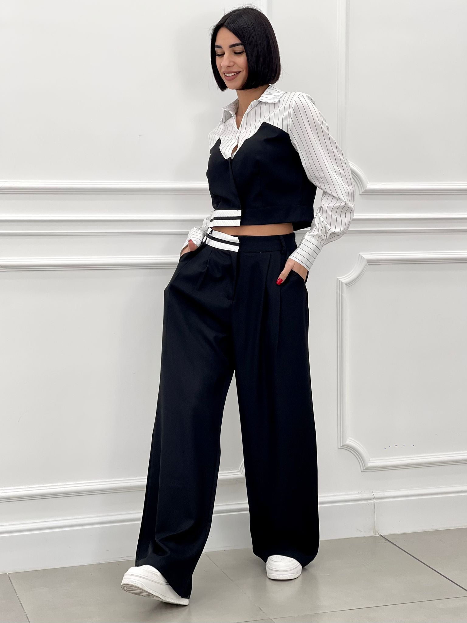 COORDINATO CAMICIA CROP E PANTALONE NEW SS25