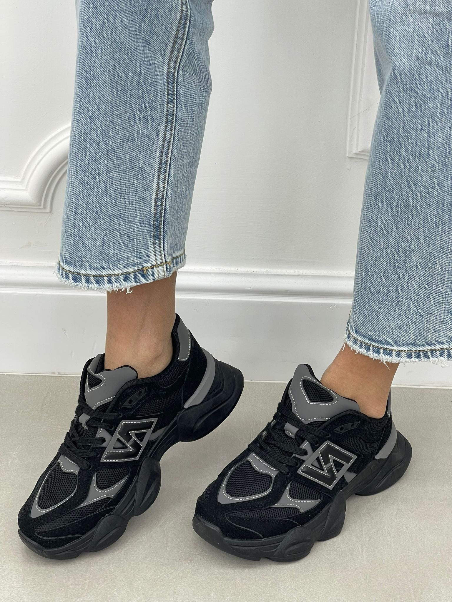 SNEAKERS HIGH SOLE
