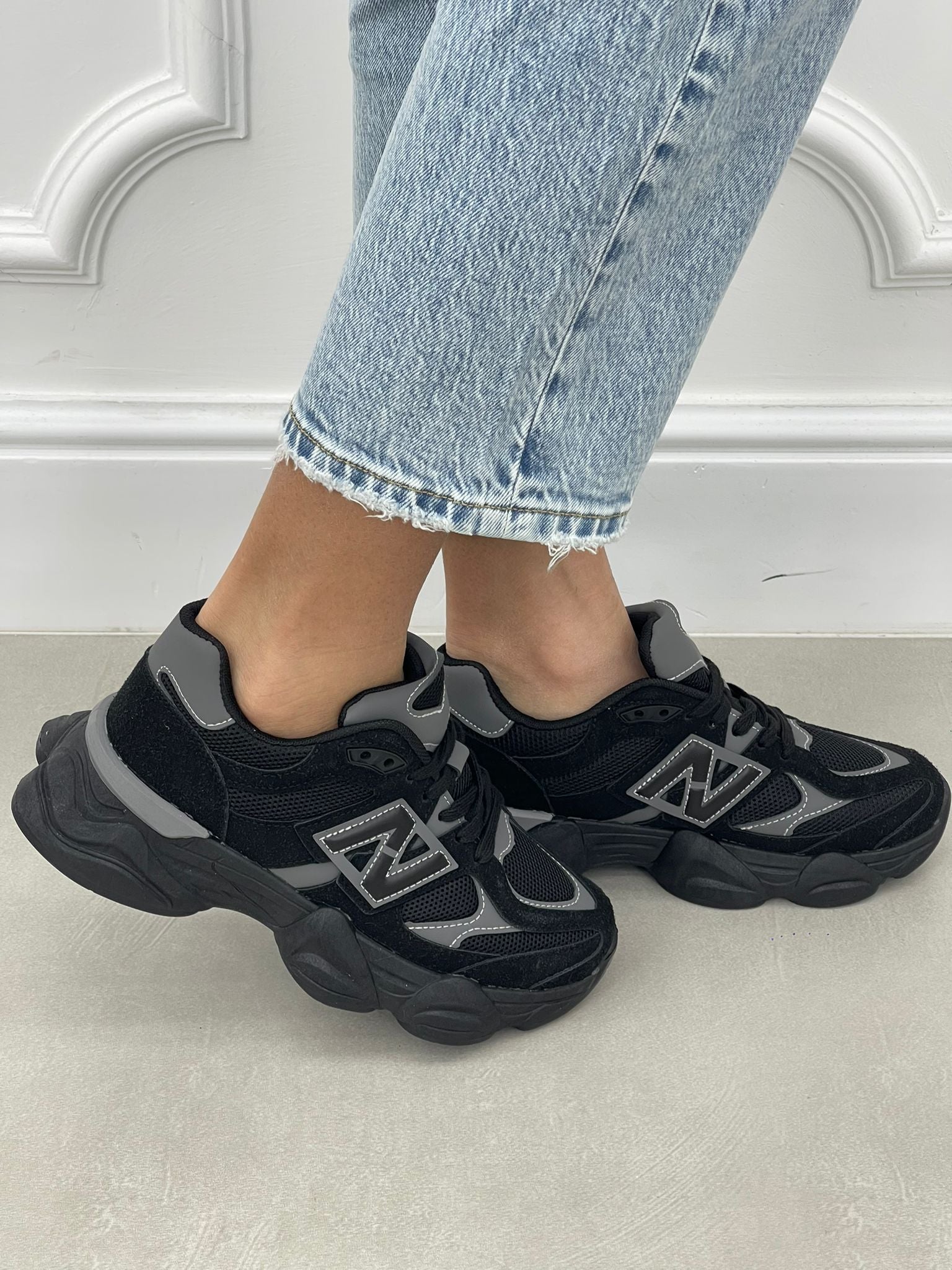 SNEAKERS HIGH SOLE