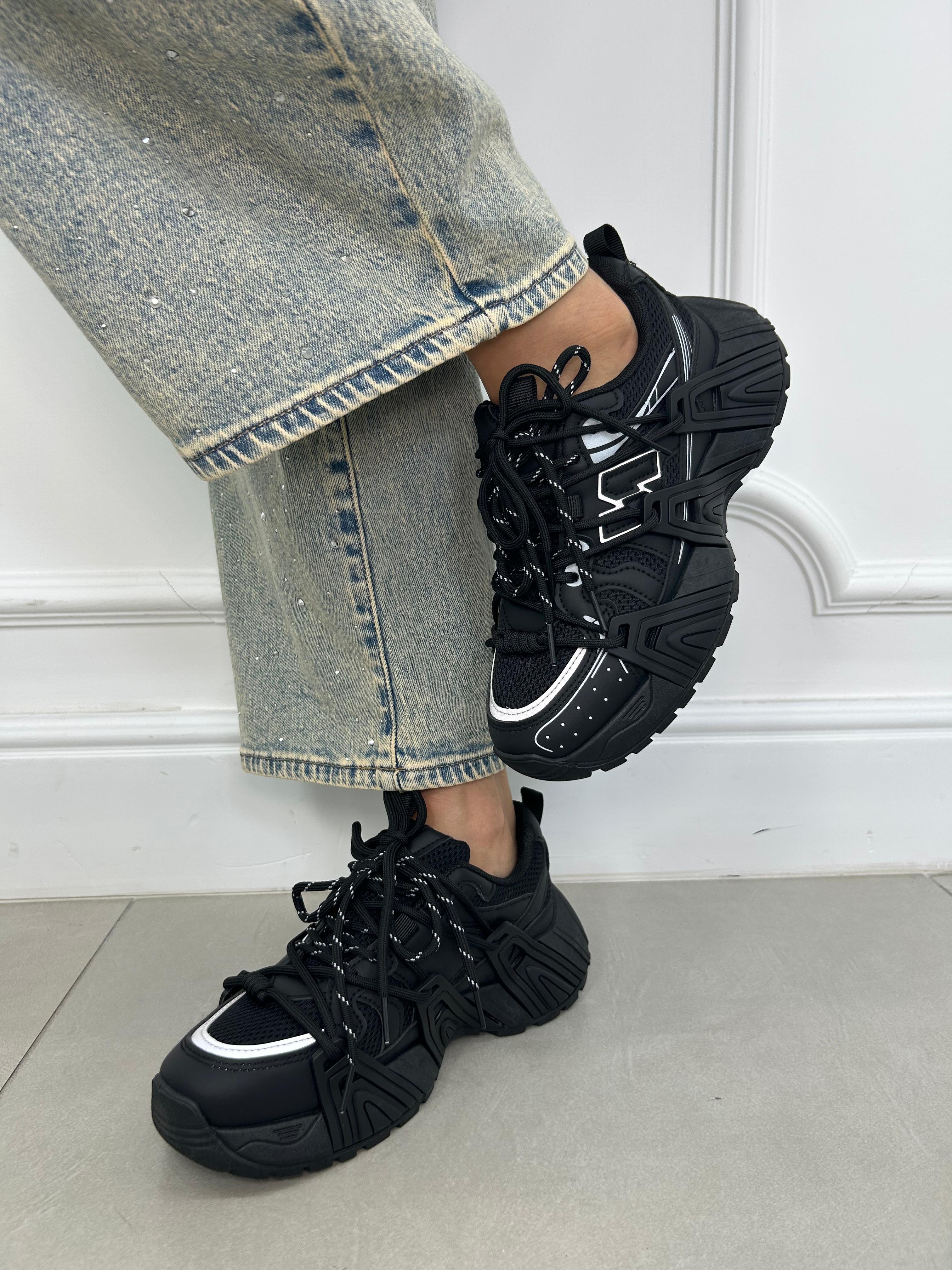 SNEAKERS LACES NEW P/E26