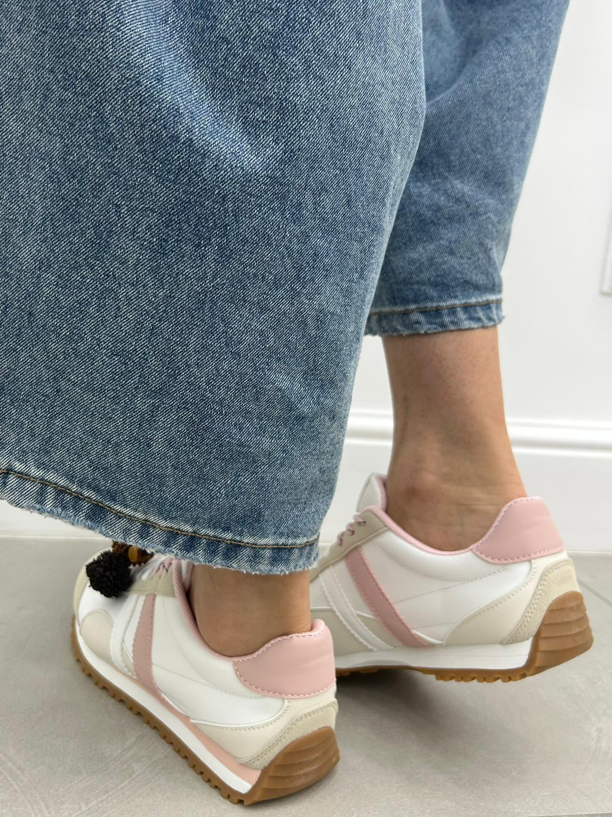 SNEAKERS TWO STRIPES NEW PE/26