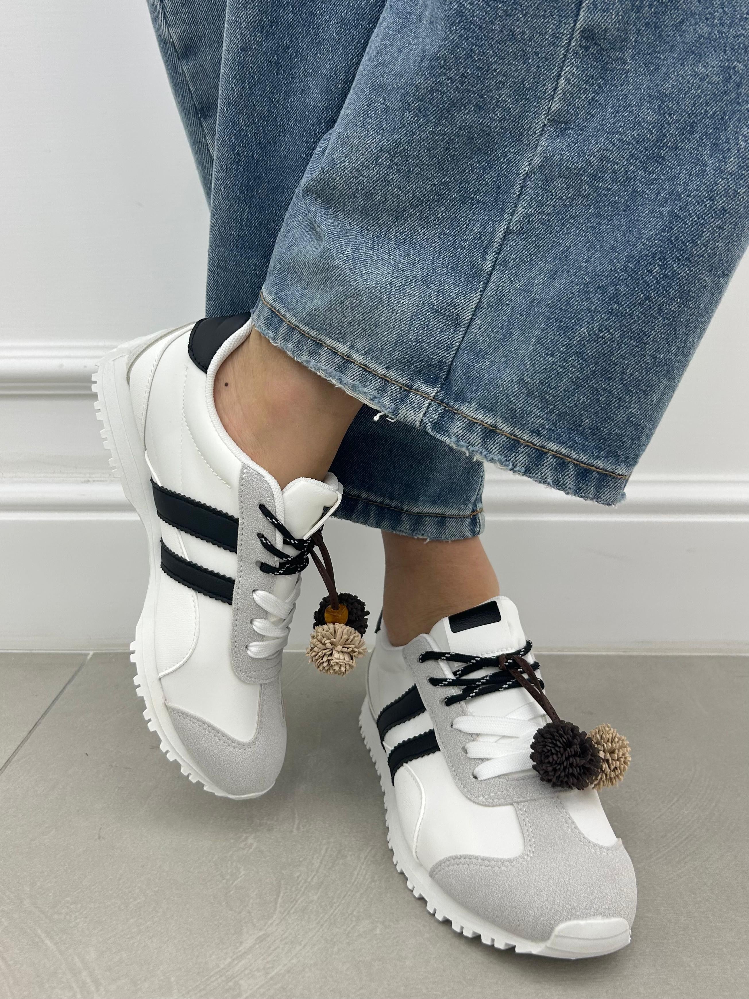 SNEAKERS TWO STRIPES NEW PE/26
