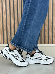 SNEAKERS BOSTON  NEW AI/27