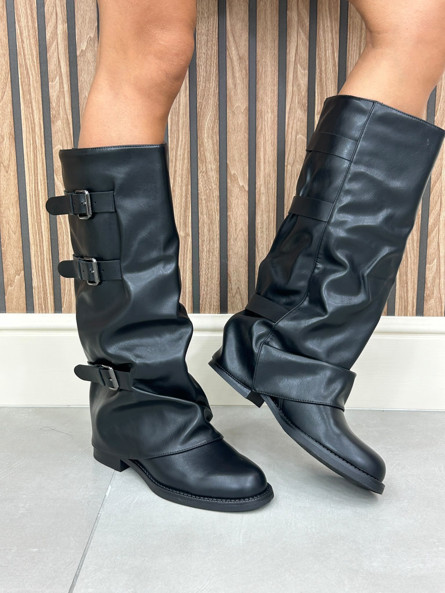 STIVALE BIKER NEW AI/27