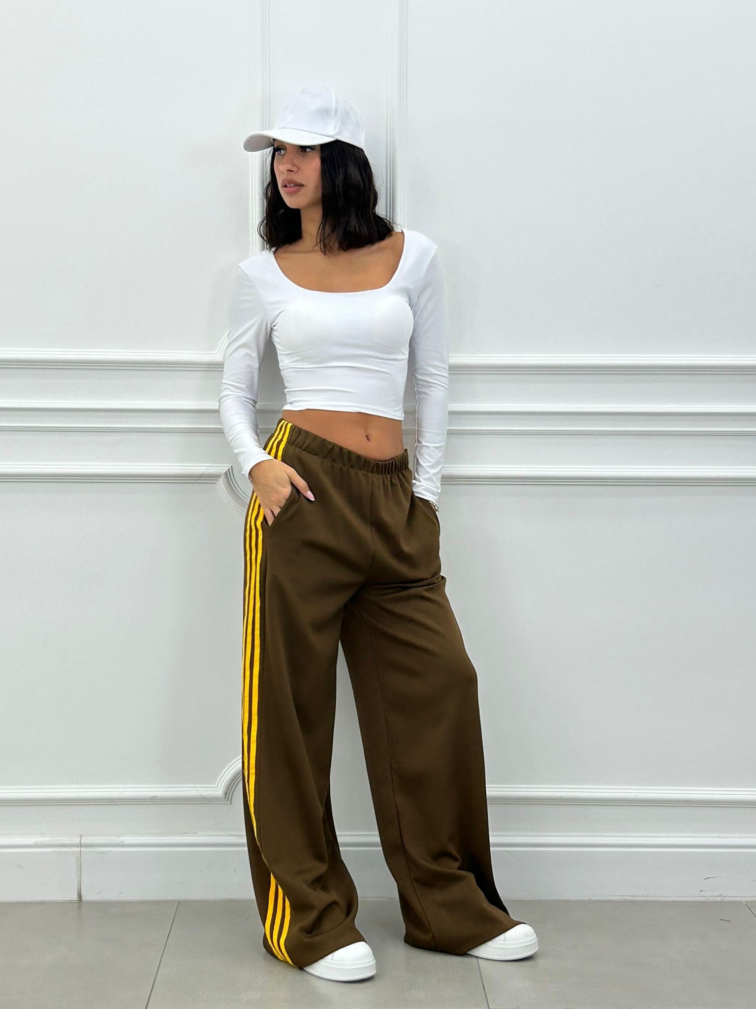 PANTALONE TRIPE LINE NEW  AI26