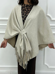 PONCHO CON FRANGE NEW AI26