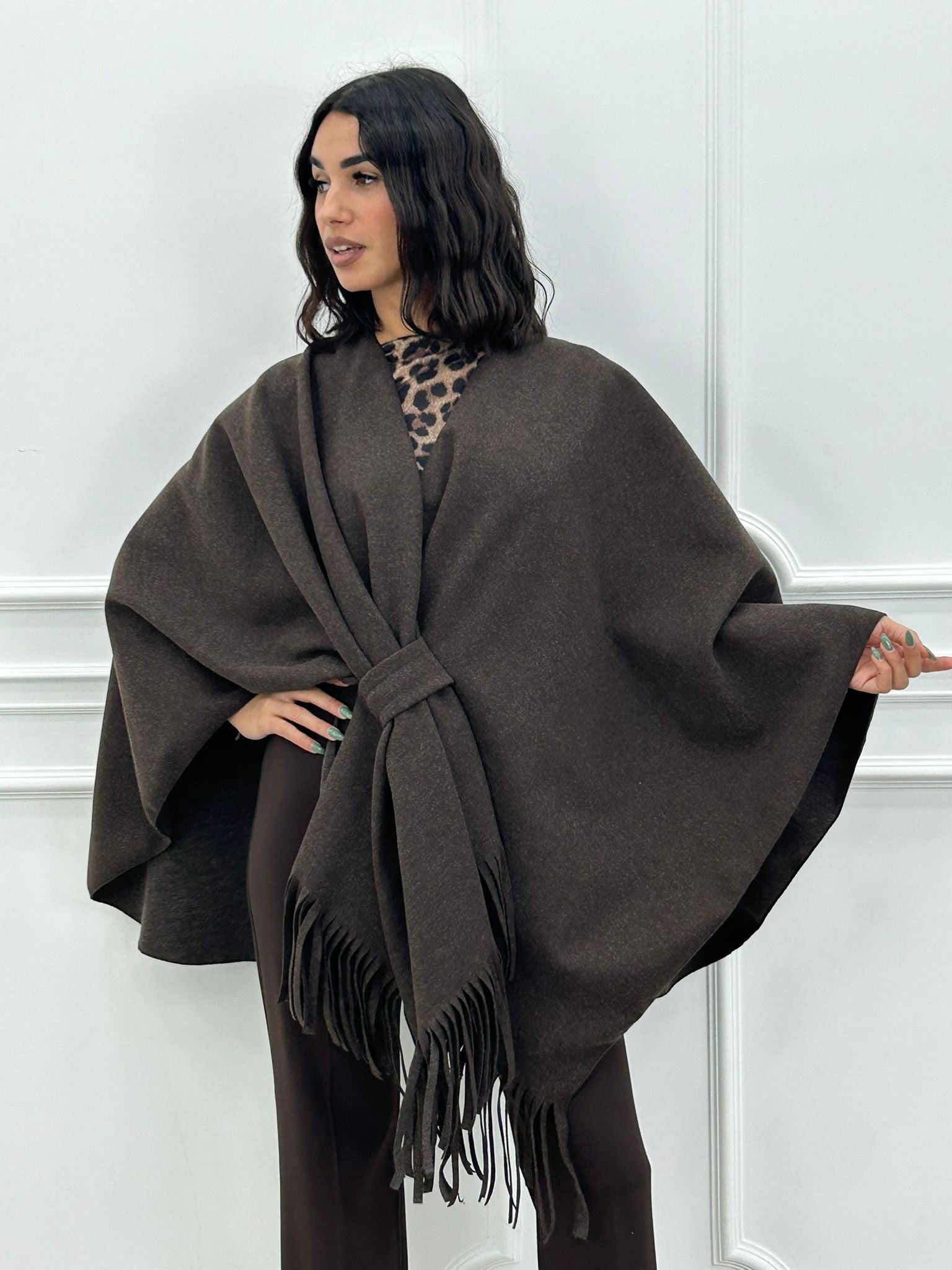 PONCHO CON FRANGE NEW AI26