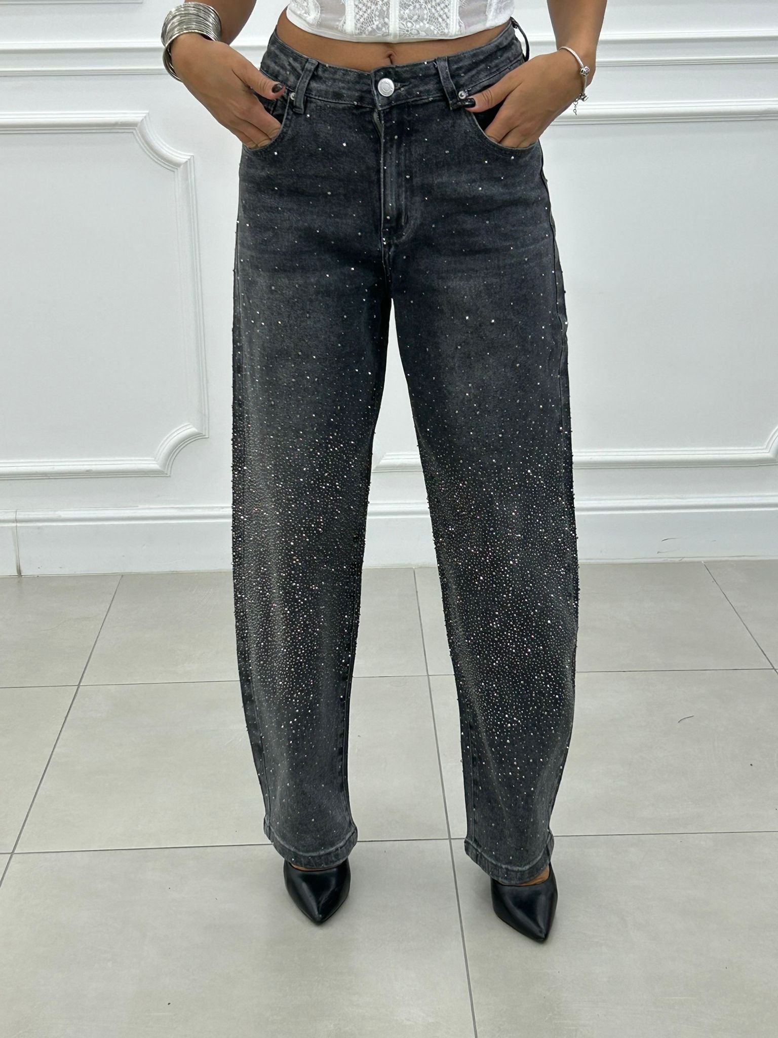 JEANS FIT BARRELL CON STRASS NEW AI26