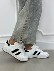 SNEAKERS TRIPLE STRIPE NEW P/E26