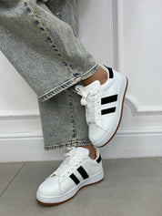 SNEAKERS TRIPLE STRIPE NEW P/E26