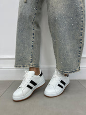SNEAKERS TRIPLE STRIPE NEW P/E26