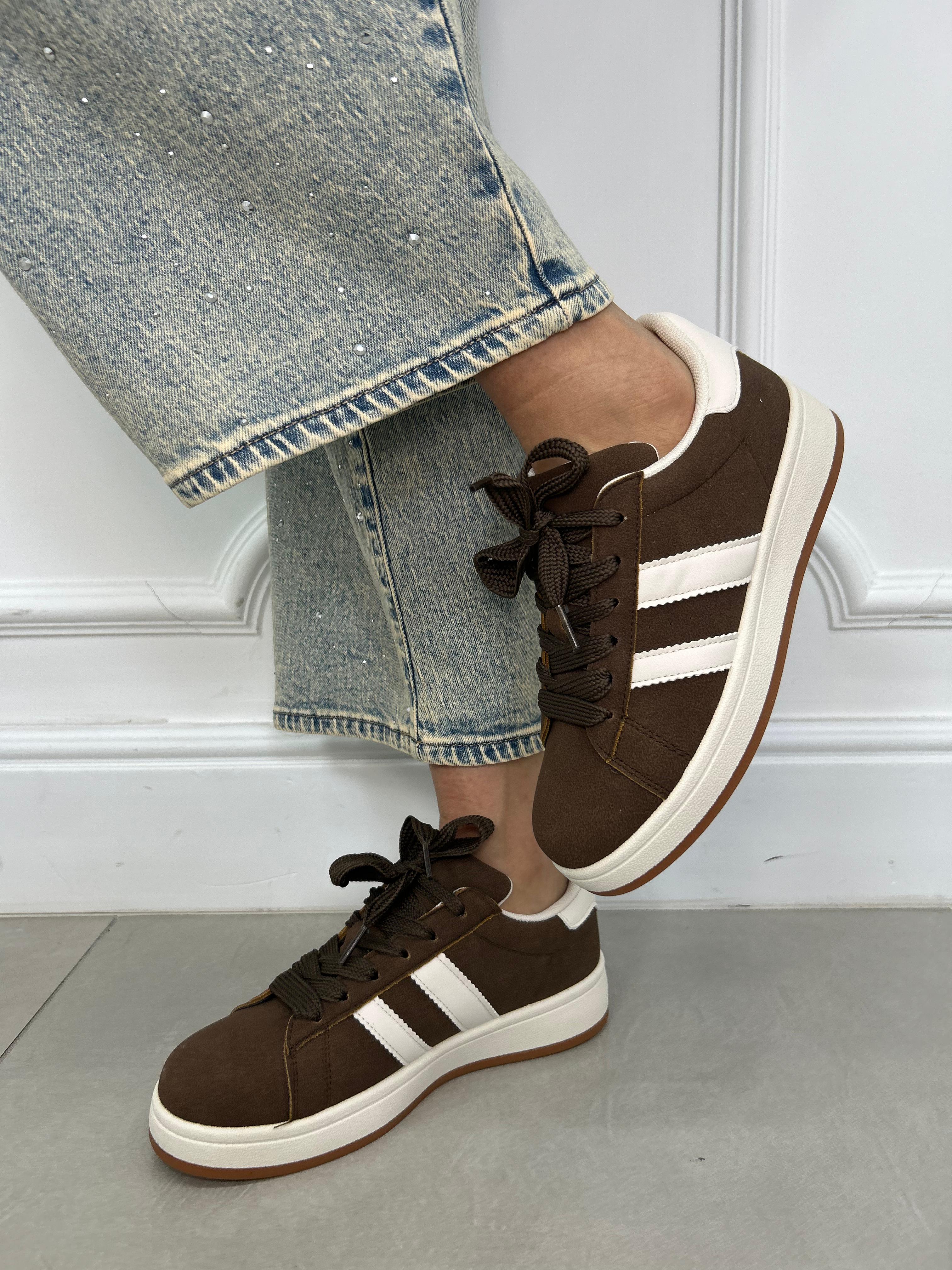 SNEAKERS TRIPLE STRIPE NEW P/E26